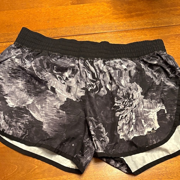 Champion Athletic Shorts - Picture 1 of 4